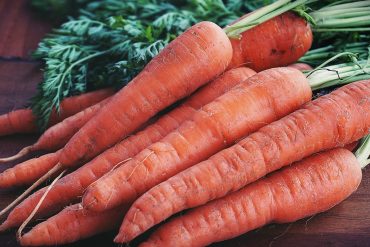 carrots, carrot, beta-carotene, beta carotene, vegan vitamin a, carotenoids, antioxidant, antioxidants, healthy, vegan diet