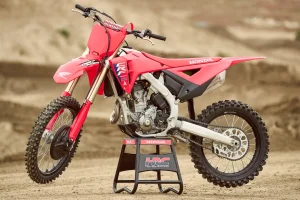 2025 Honda CRF250R Review: motocross motorcycle